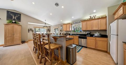 764 Modesto Avenue, South Lake Tahoe, CA 96150 Photo