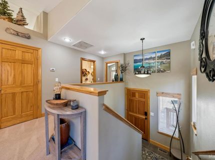 764 Modesto Avenue, South Lake Tahoe, CA 96150 Photo