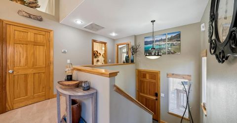 764 Modesto Avenue, South Lake Tahoe, CA 96150 Photo