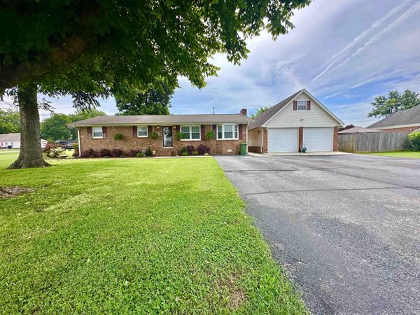 403 Union Ave, Muscle Shoals, AL 35661