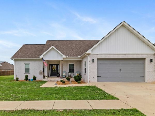 312 Market St, Muscle Shoals, AL 35661