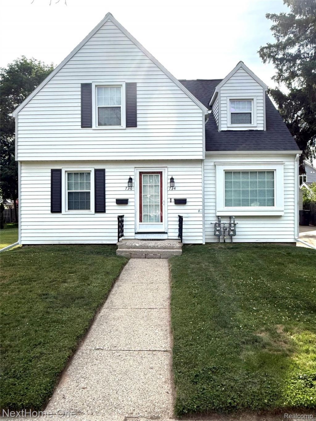 734-736 Briarcliff Road, Jackson, Mi 49203 Main Photo