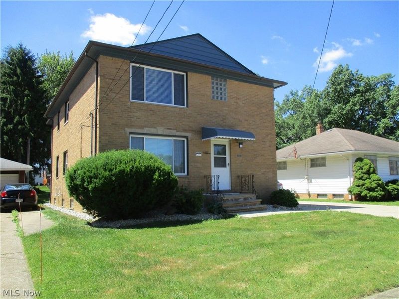 3017 Snow Road , Parma, OH 44134 Photo 2