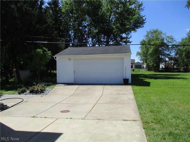 3017 Snow Road , Parma, OH 44134 Photo 6
