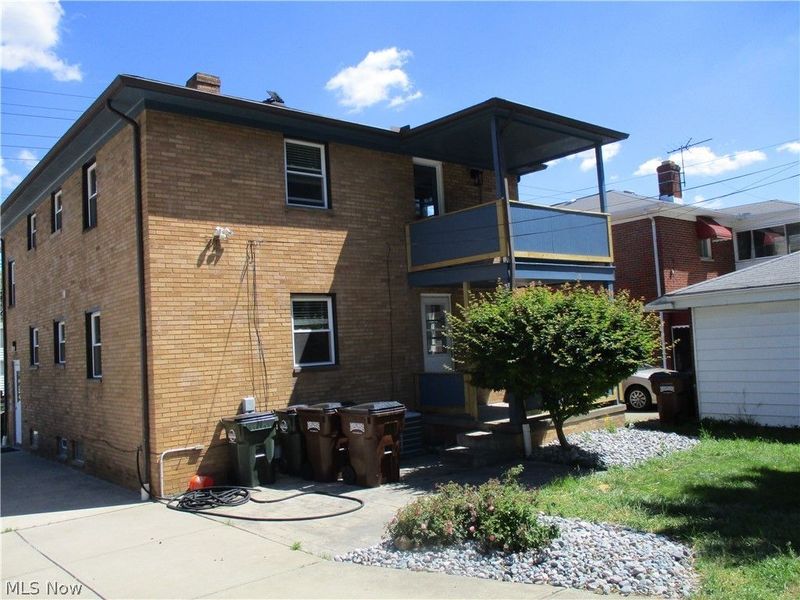 3017 Snow Road , Parma, OH 44134 Photo 8