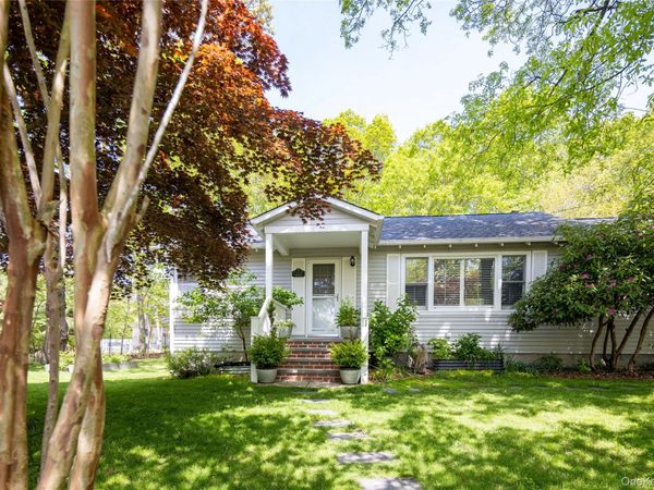 16 Bowditch Road , Shelter Island, NY 11964