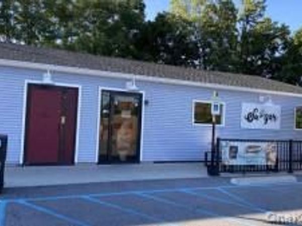 43 Violet Avenue , Poughkeepsie, NY 12601