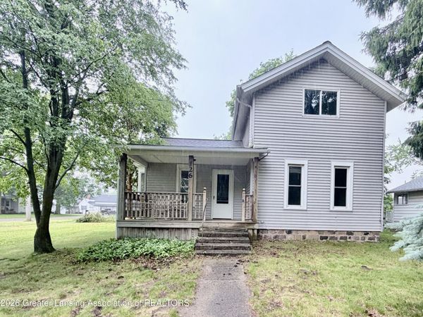 126 E 1st Street, Perry, MI 48872