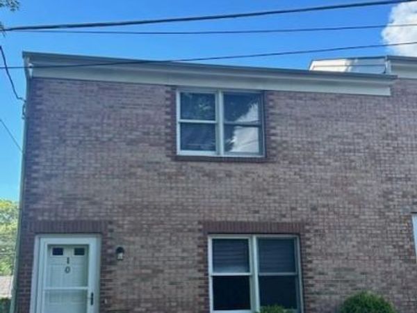 10 Walden Avenue, Wheeling, WV 26003