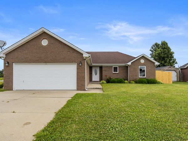 4623 Ashwood Drive , Seymour, IN 47274