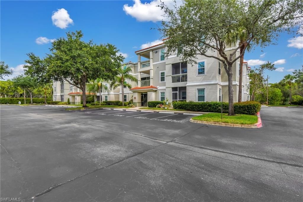 23580 Walden Center Dr, Unit 207, Estero, FL 34134 Photo