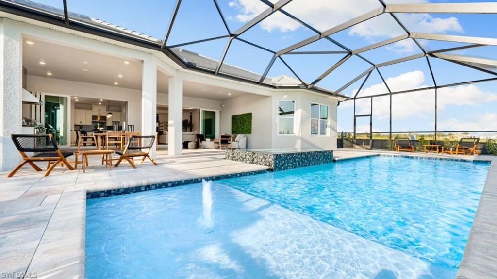 26789 Victoria Pl , Punta Gorda, FL 33955 Photo