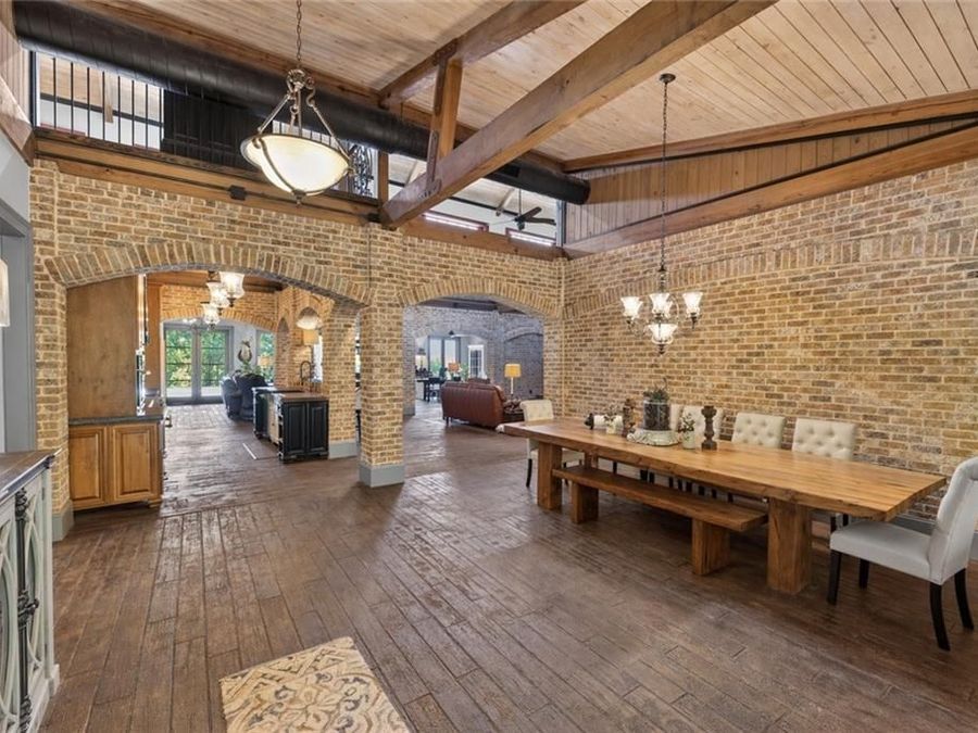 Property Image 38