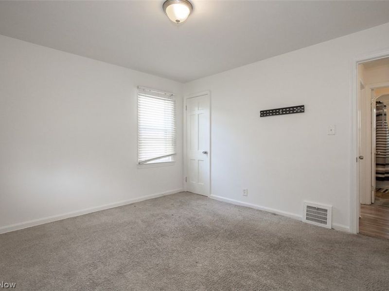 5219 Henry Street , Maple Heights, OH 44137 Photo 20
