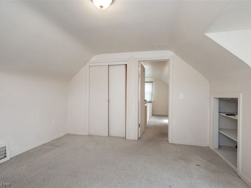 5219 Henry Street , Maple Heights, OH 44137 Photo 22