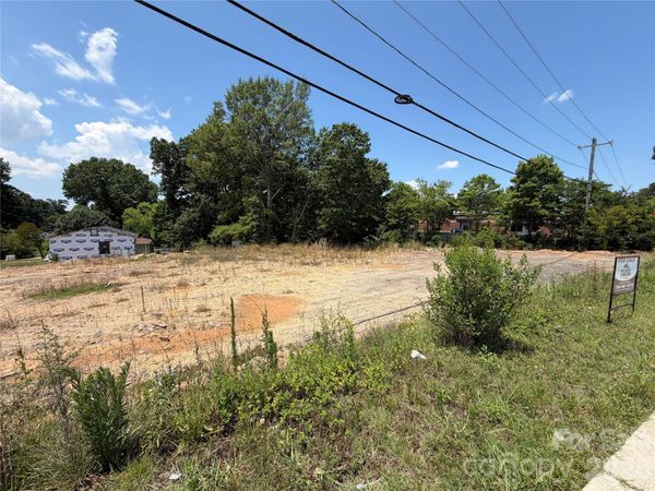 2990 Dale Earnhardt Boulevard , Kannapolis, NC 28083