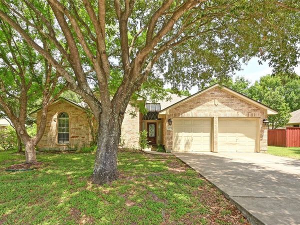 607 Prickley Pear PASS, Buda, TX 78610