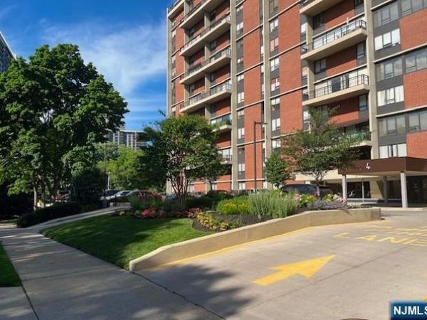 4 Horizon Road 1207, Unit 1207, FORT LEE, NJ 07024