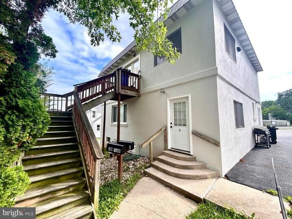 6 S 15TH STREET , CAMP HILL, PA 17011