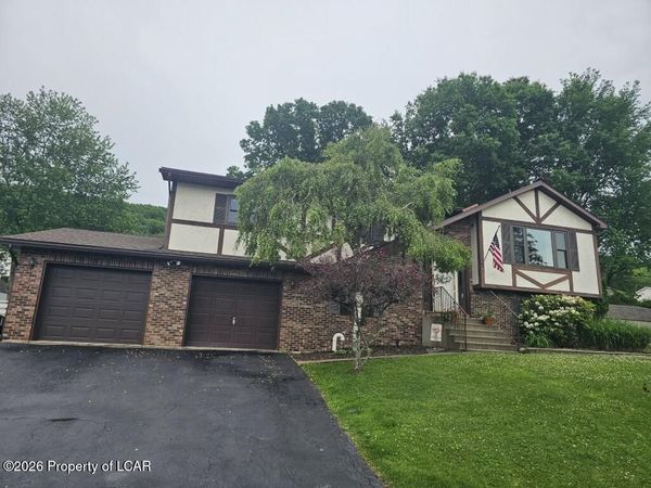 307 Highland Avenue, Shavertown, PA 18708