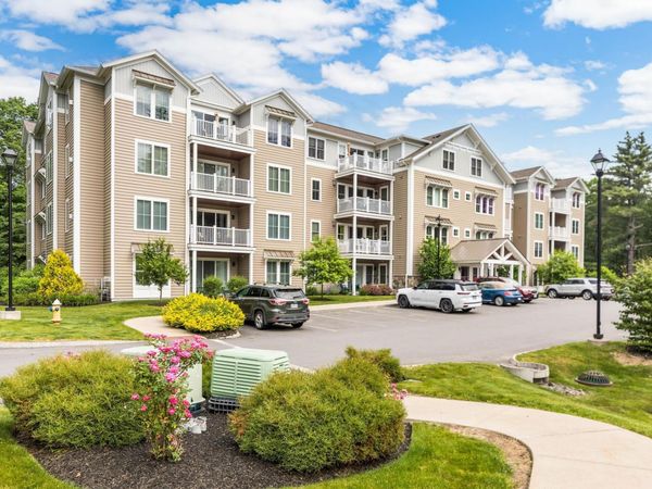 24 Willey Creek Road, Unit 105, Exeter, NH 03833