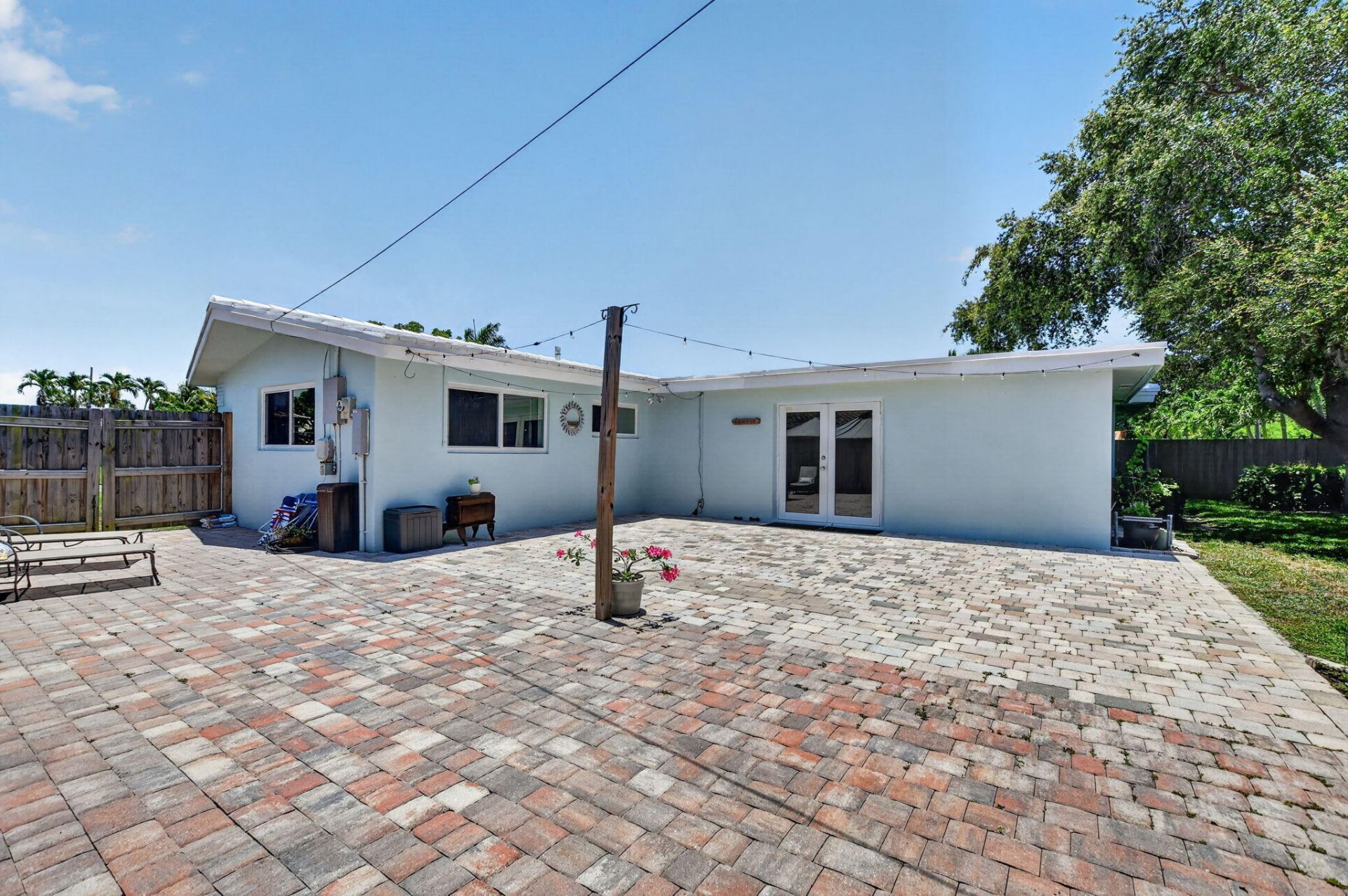 807 SW 3rd Street, Boca Raton, FL 33486 Photo