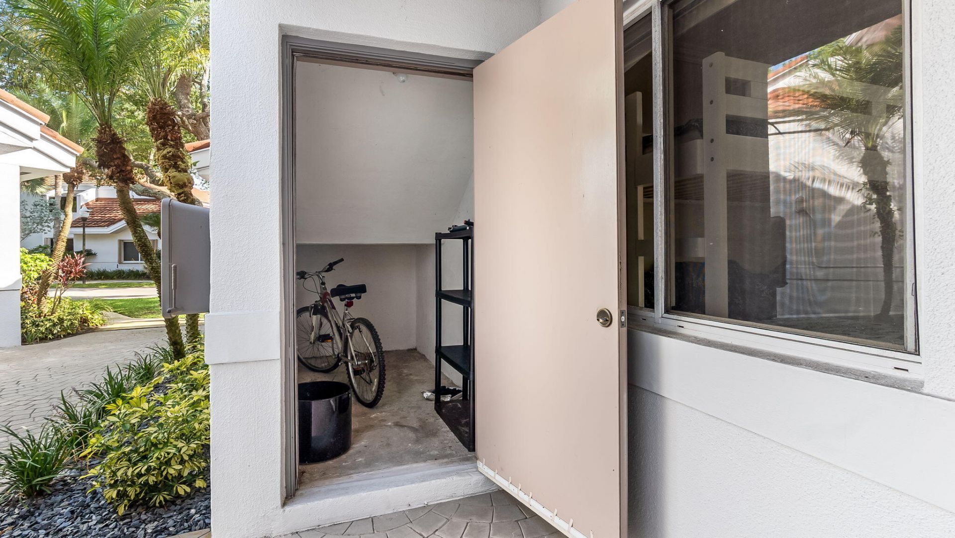 9265 NW 9th Court, Plantation, FL 33324 Photo