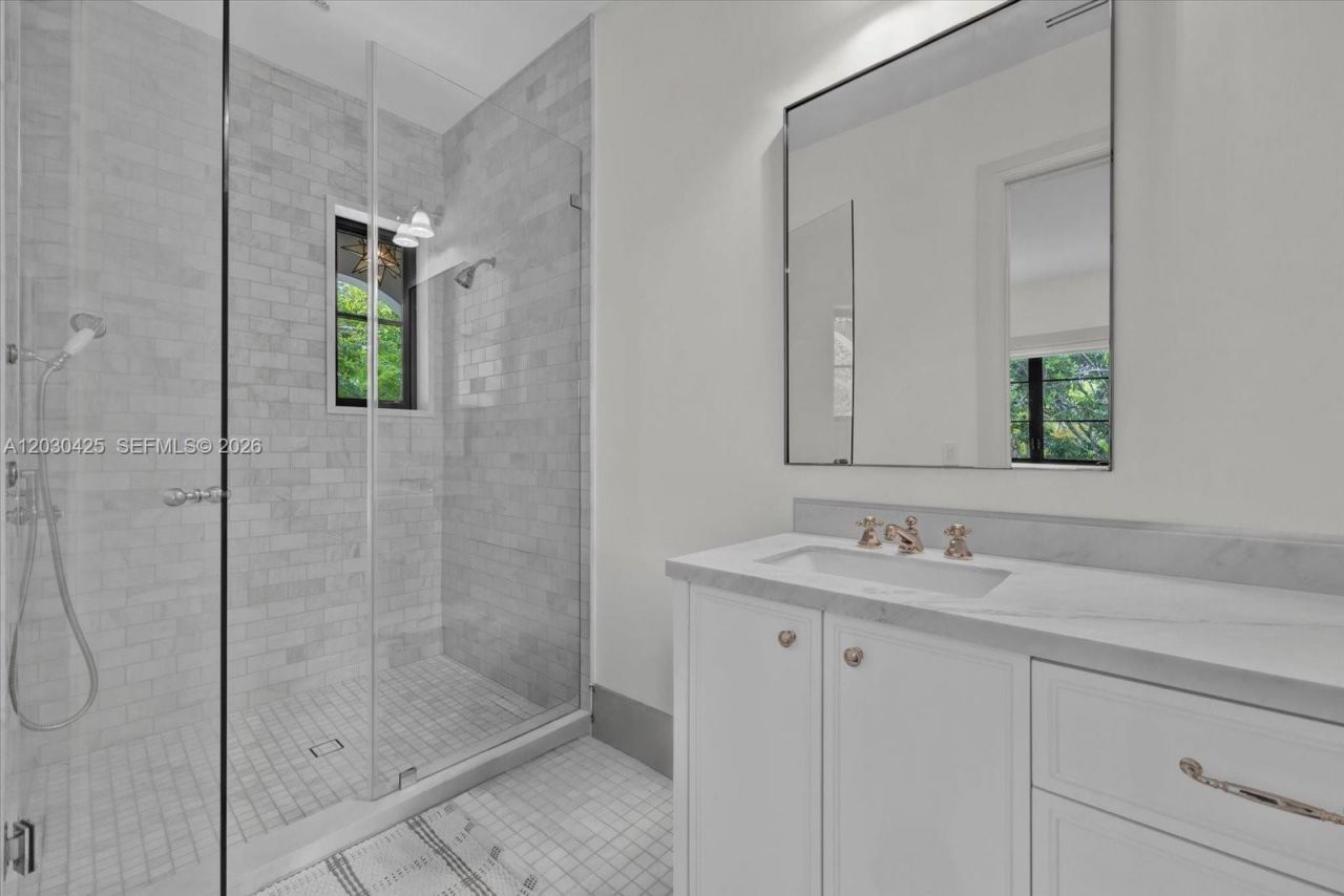 545 San Antonio Ave, Coral Gables, FL 33146 Photo