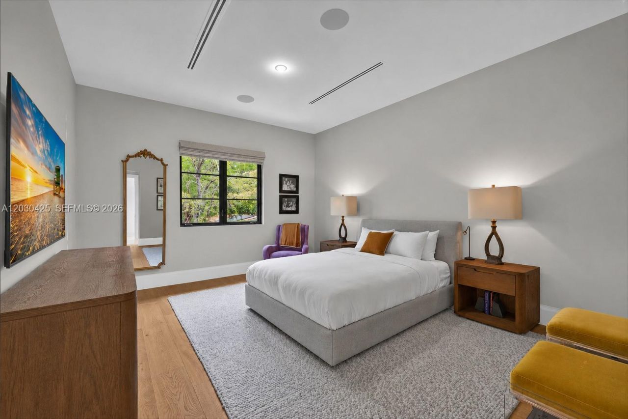 545 San Antonio Ave, Coral Gables, FL 33146 Photo