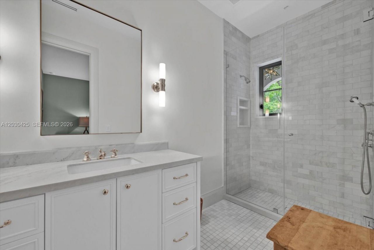 545 San Antonio Ave, Coral Gables, FL 33146 Photo