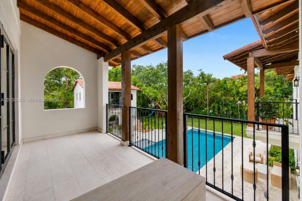 545 San Antonio Ave, Coral Gables, FL 33146 Photo