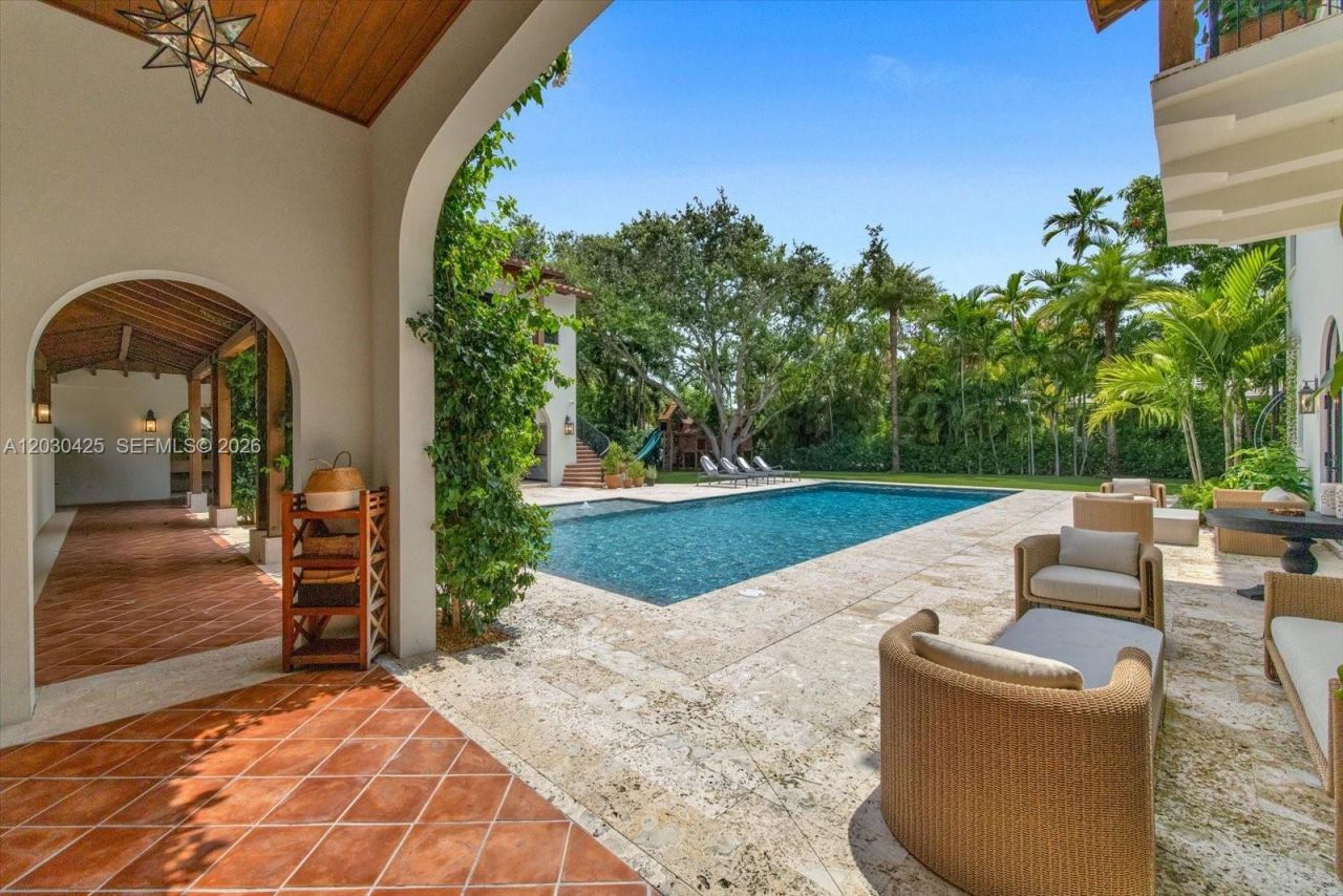 545 San Antonio Ave, Coral Gables, FL 33146 Photo
