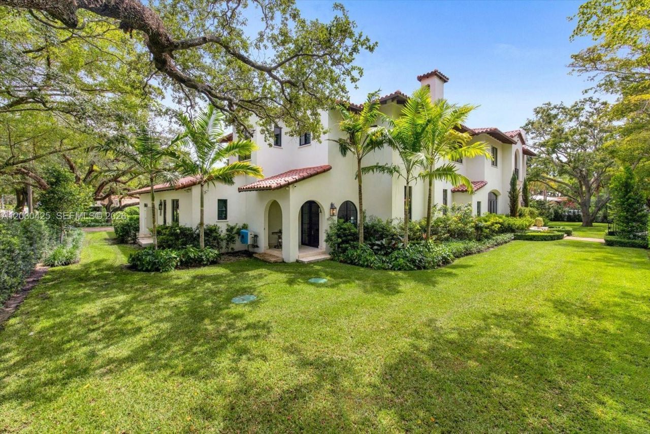 545 San Antonio Ave, Coral Gables, FL 33146 Photo