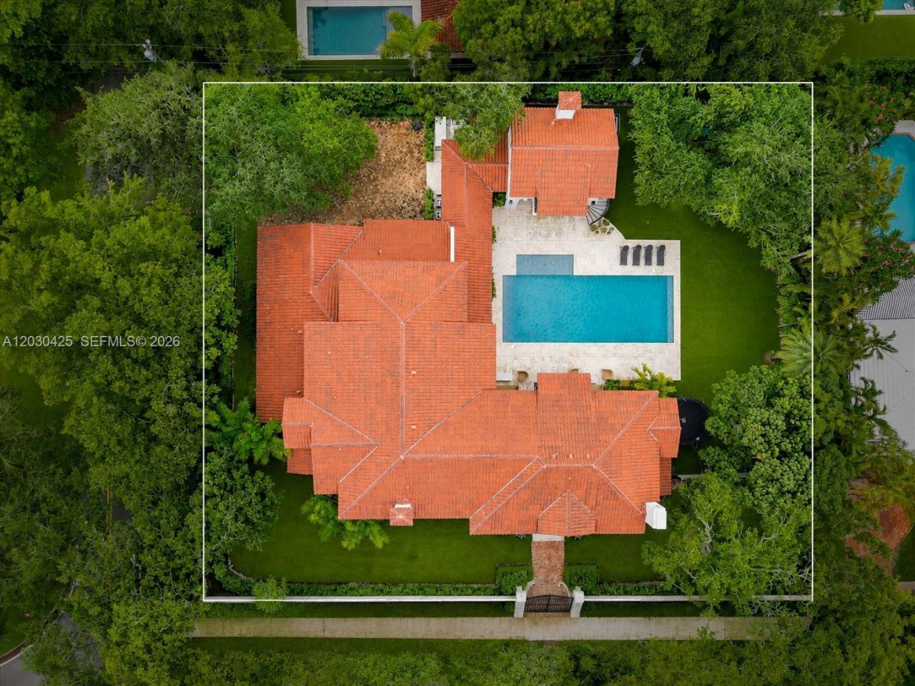 545 San Antonio Ave, Coral Gables, FL 33146 Photo