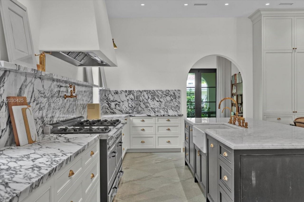 545 San Antonio Ave, Coral Gables, FL 33146 Photo