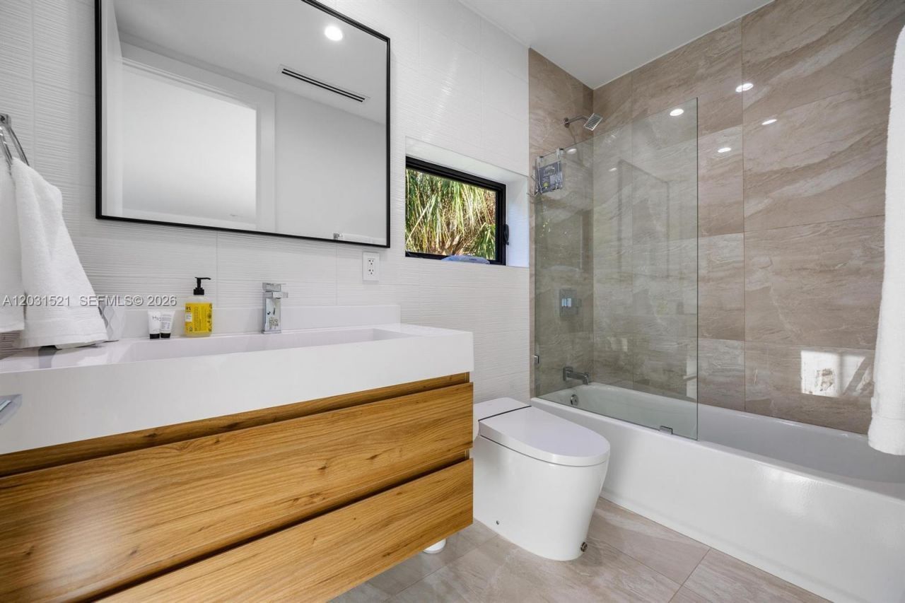 638 Lakeside Harbor , Boynton Beach, FL 33435 Photo