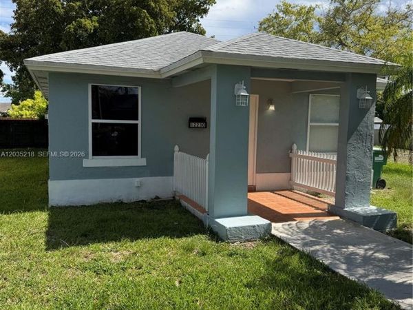 12230 SW 203rd St , Miami, FL 33177