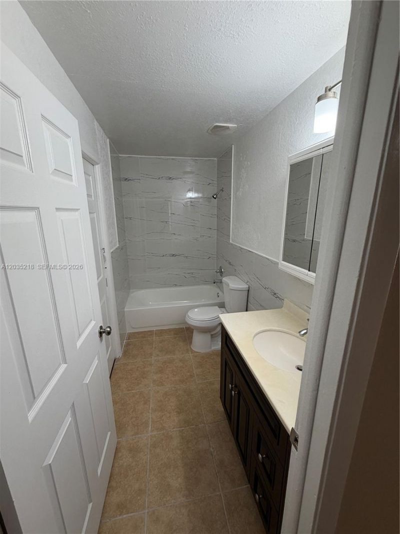 12230 SW 203rd St, Miami, FL 33177 Photo