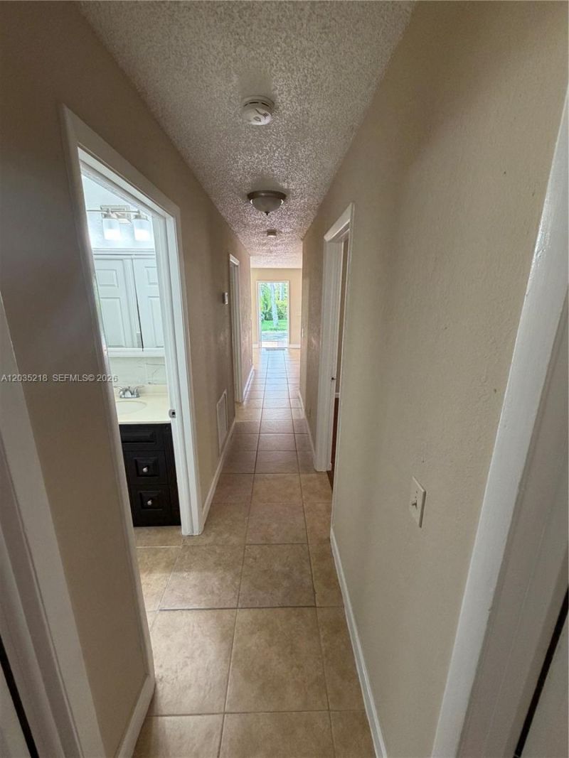 12230 SW 203rd St, Miami, FL 33177 Photo