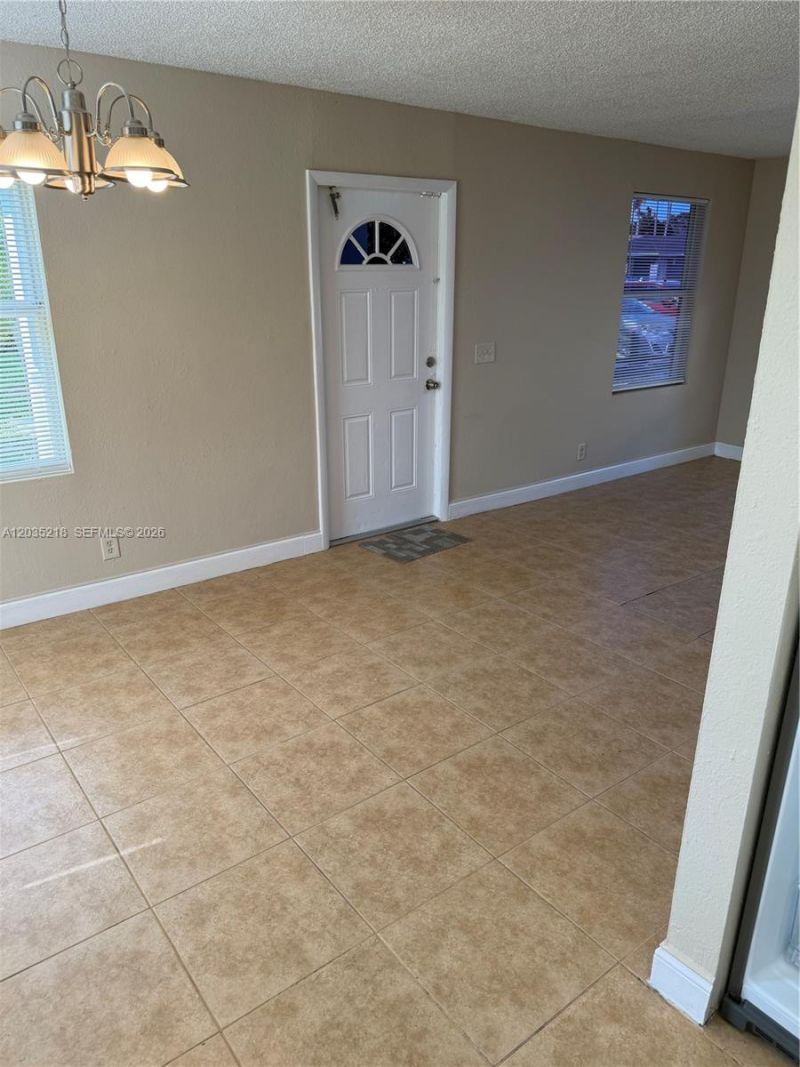 12230 SW 203rd St, Miami, FL 33177 Photo