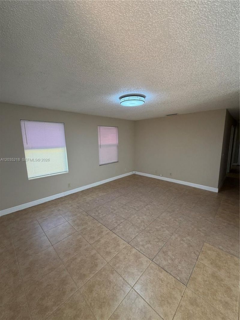 12230 SW 203rd St, Miami, FL 33177 Photo