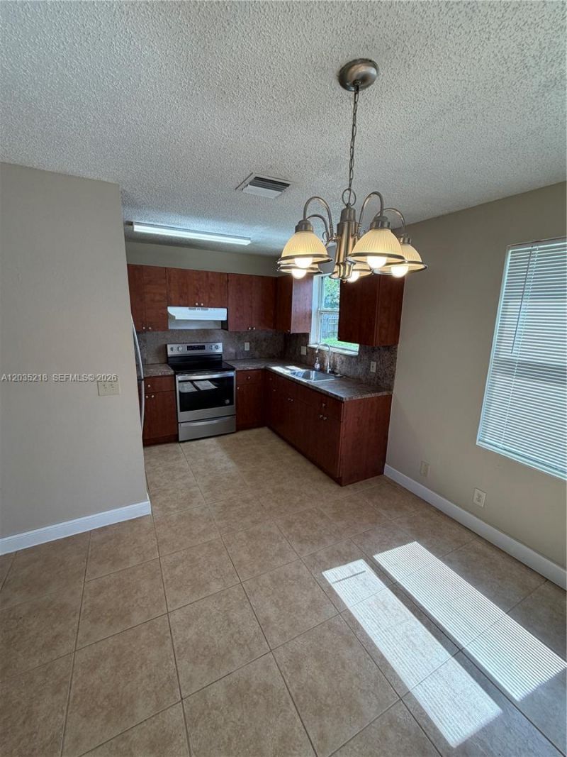 12230 SW 203rd St, Miami, FL 33177 Photo