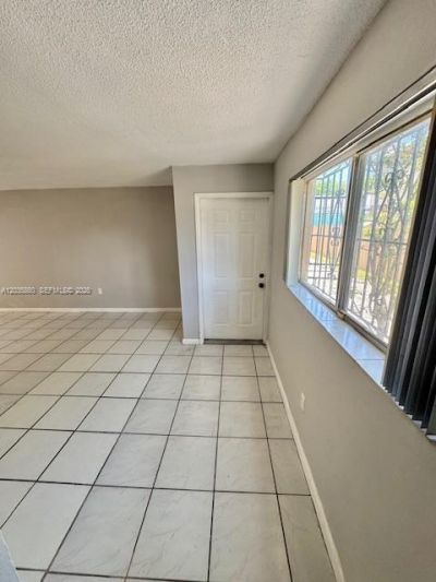 927 NW 7th Ct, Unit 2, Miami, FL 33136 Photo