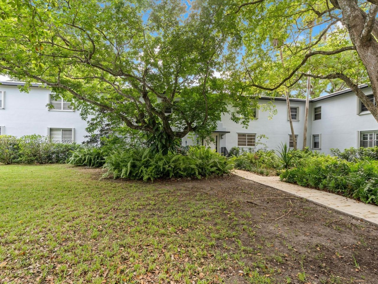 5625 SW 80th St, Unit 113B, Miami, FL 33143 Photo