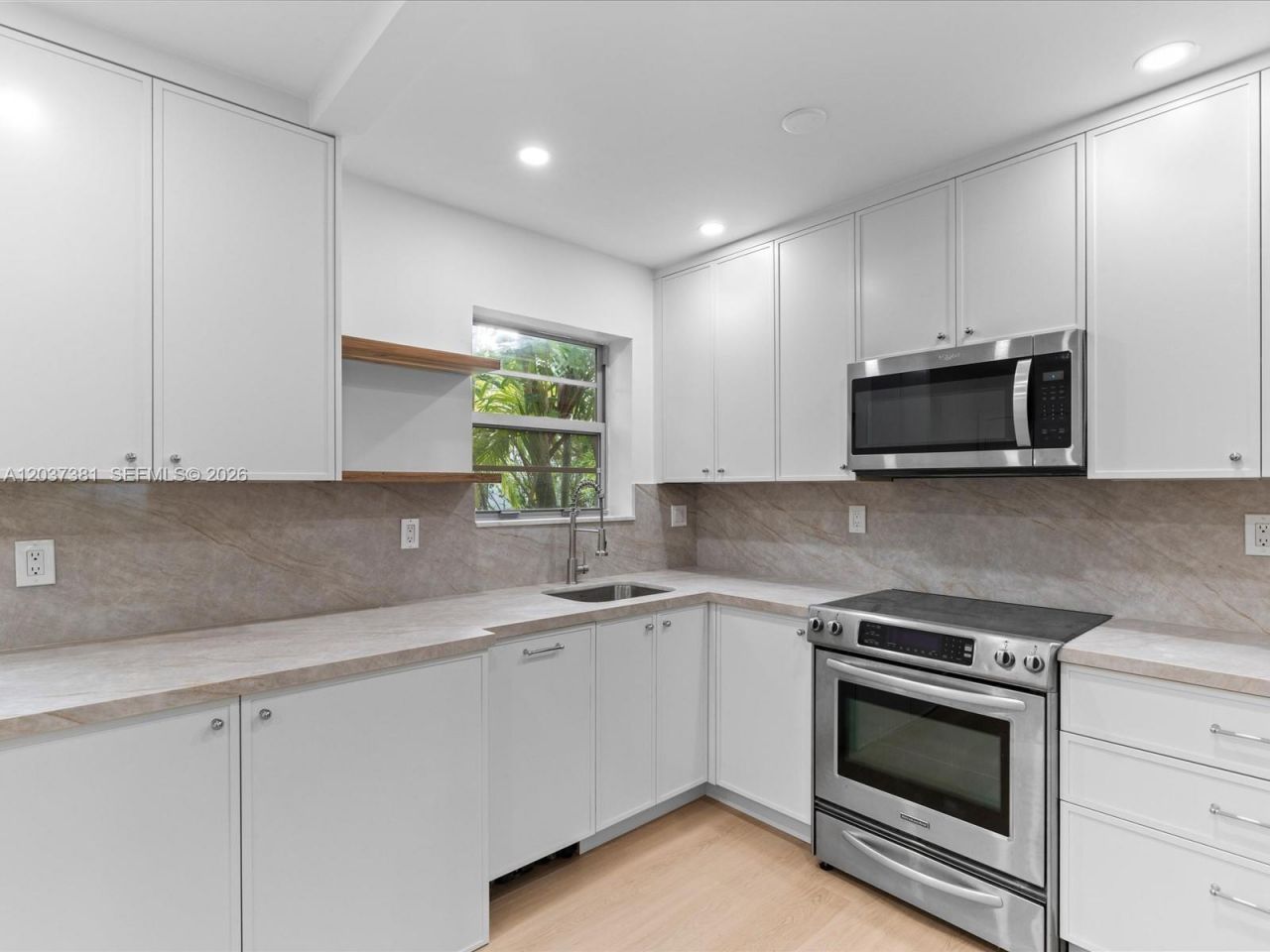 5625 SW 80th St, Unit 113B, Miami, FL 33143 Photo