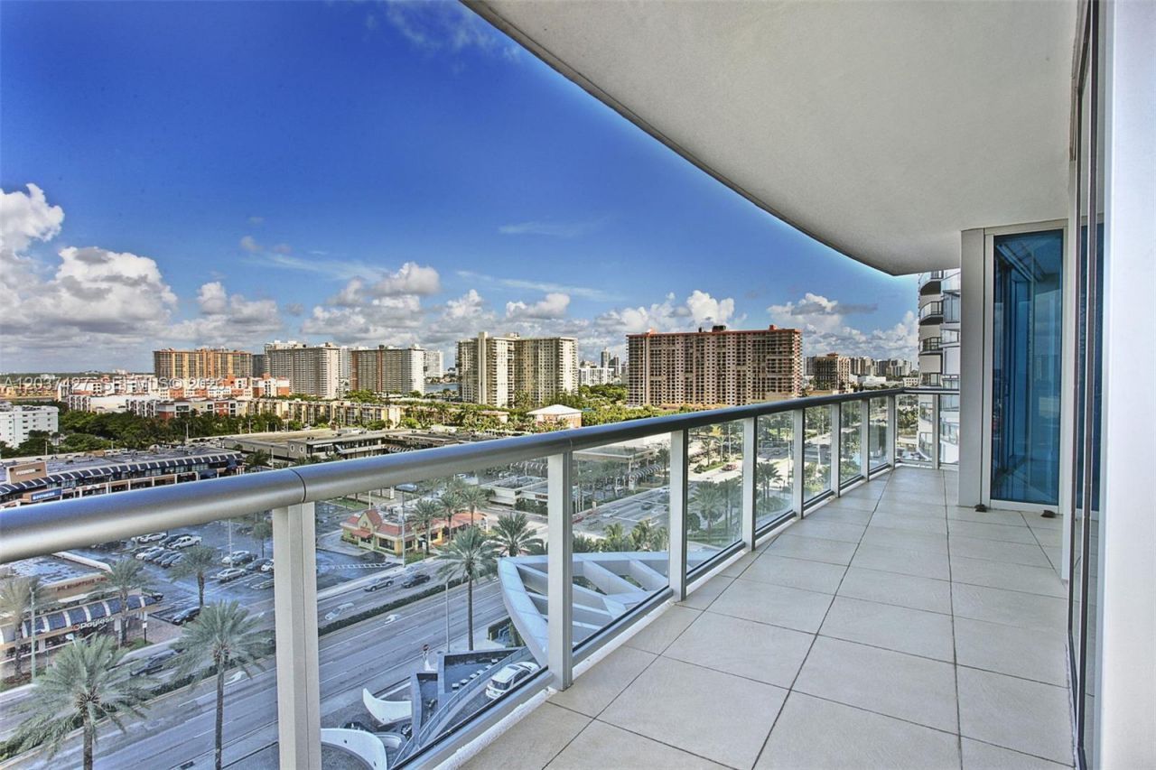 17001 Collins Ave, Unit 1201, Sunny Isles Beach, FL 33160 Photo
