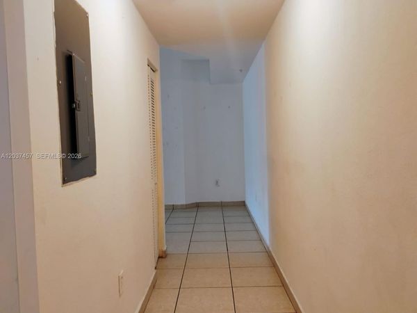 17415 NW 75th Pl , Unit 103, Hialeah, FL 33015
