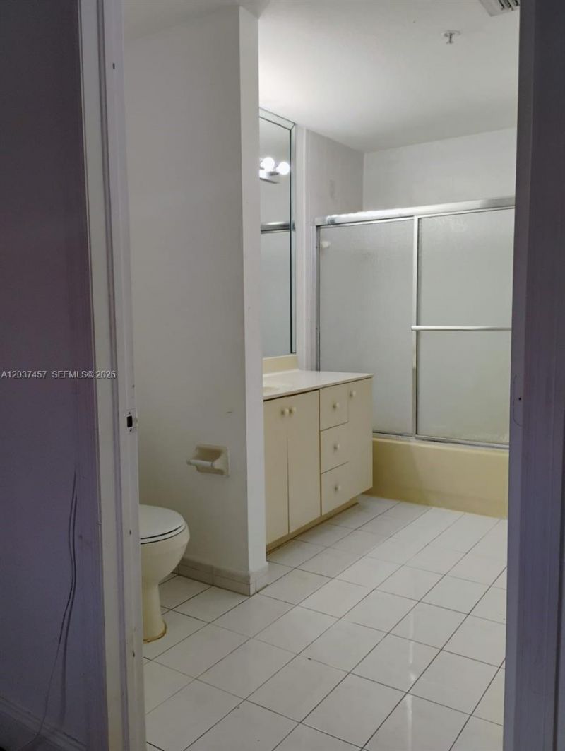 17415 NW 75th Pl , Unit 103, Hialeah, FL 33015 Photo