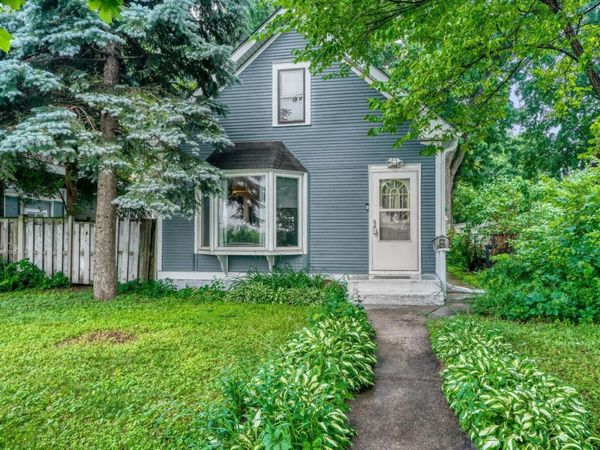 1476 Concordia Avenue, Saint Paul, MN 55104
