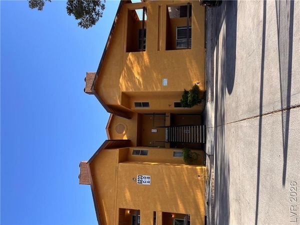 6233 Ilanos Lane, Unit D, Las Vegas, NV 89108